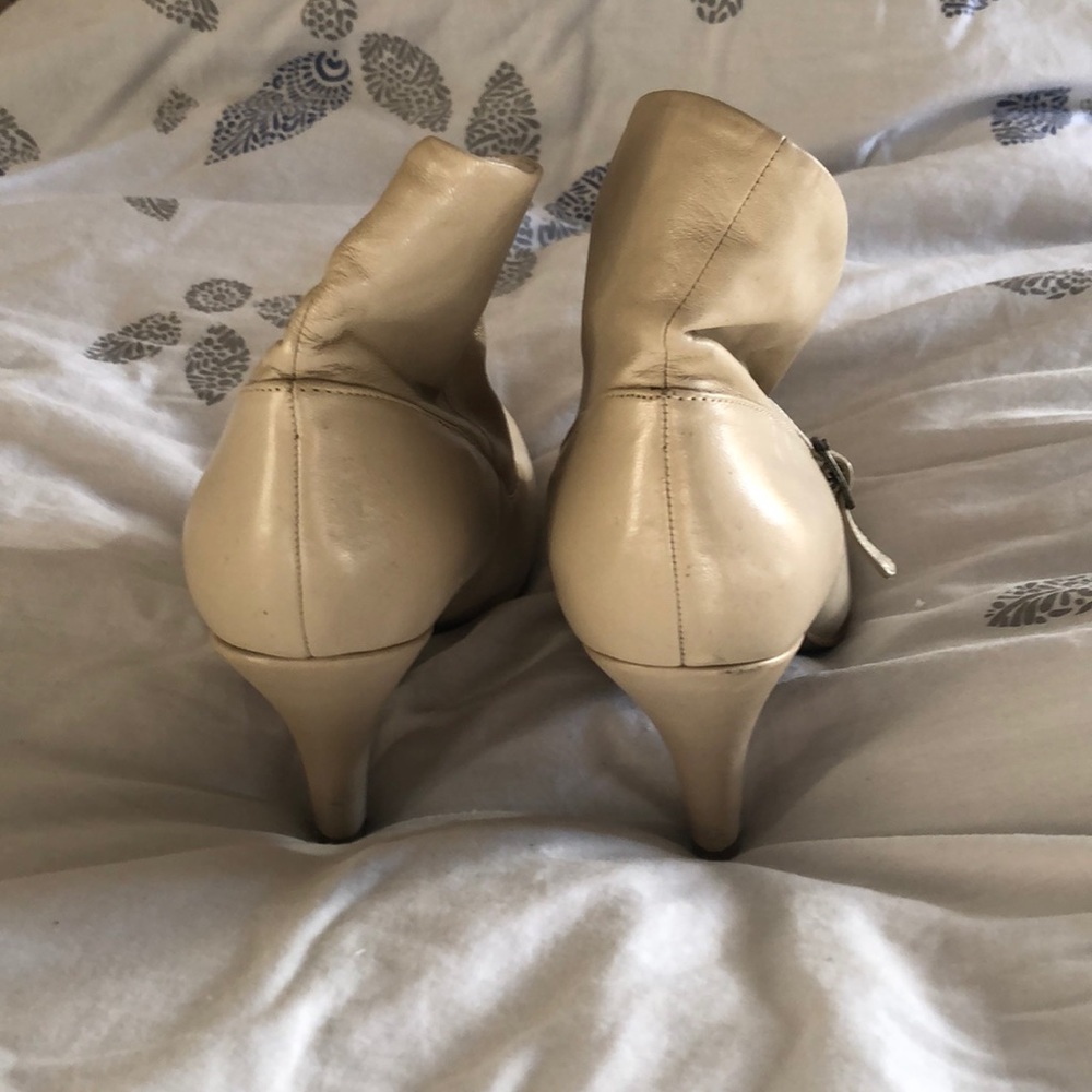 Tan booties - Picture 4 of 5